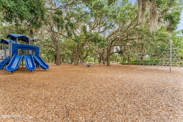 360 Rustic Mill Dr, Saint Augustine, FL 32092 - view of yard featuring view of scattered trees