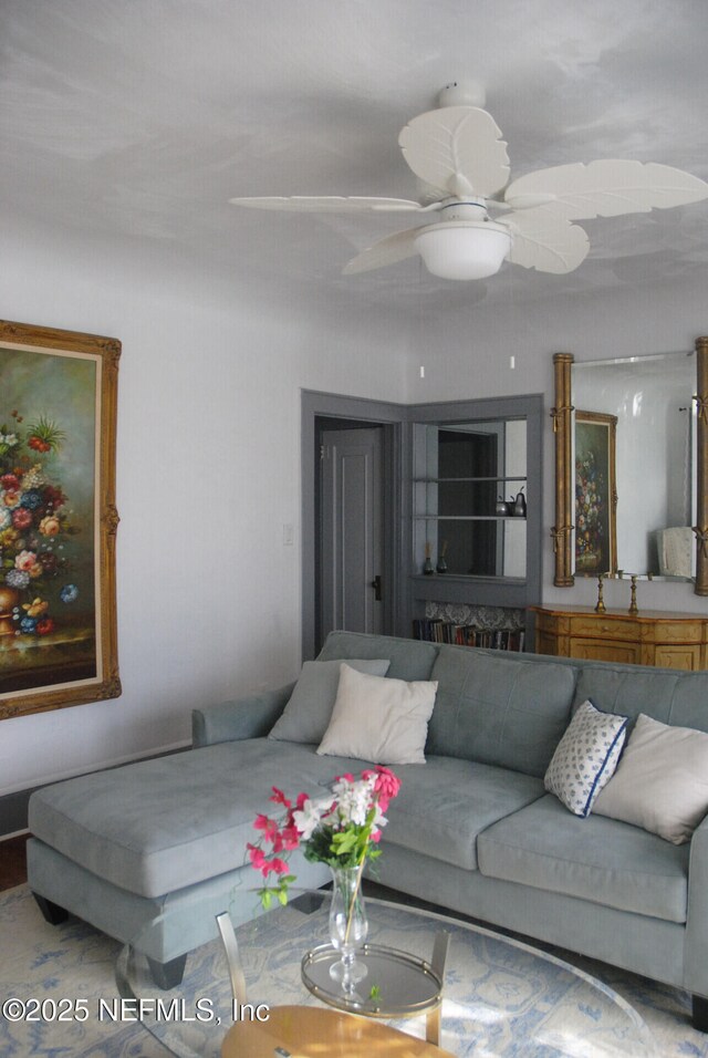 123 Arlington Way, Ormond Beach, FL 32176 - living area with ceiling fan