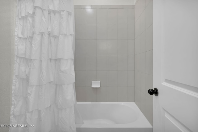 111 Bucktail Ave, Ponte Vedra, FL 32081 - bathroom with shower / tub combo with curtain