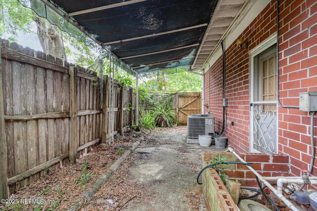6522 Barkwood Dr, Jacksonville, FL 32277 - photo 24