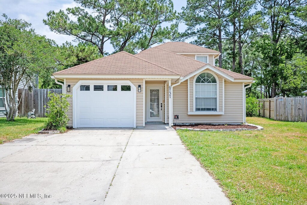 6737 Newgate Cir E, Jacksonville, FL 32244 - photo 1