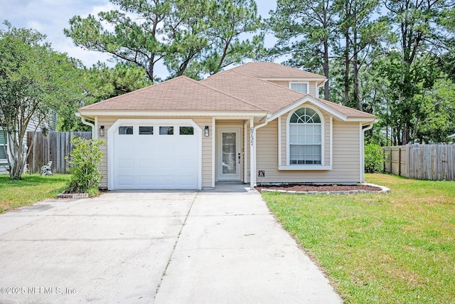 6737 Newgate Cir E, Jacksonville, FL 32244 - photo 1
