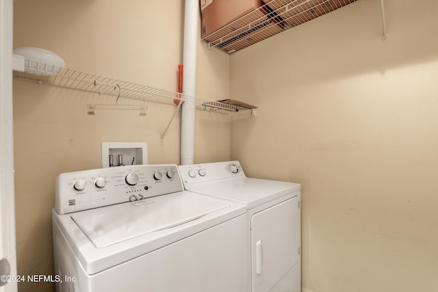 12700 Bartram Park Blvd Unit 123, Jacksonville, FL 32258 - laundry area featuring washing machine and clothes dryer
