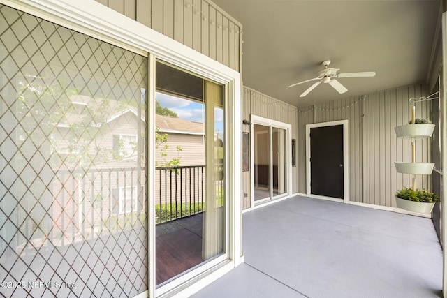 10000 Gate Pkwy Unit 2123, Jacksonville, FL 32246 - unfurnished sunroom with a ceiling fan