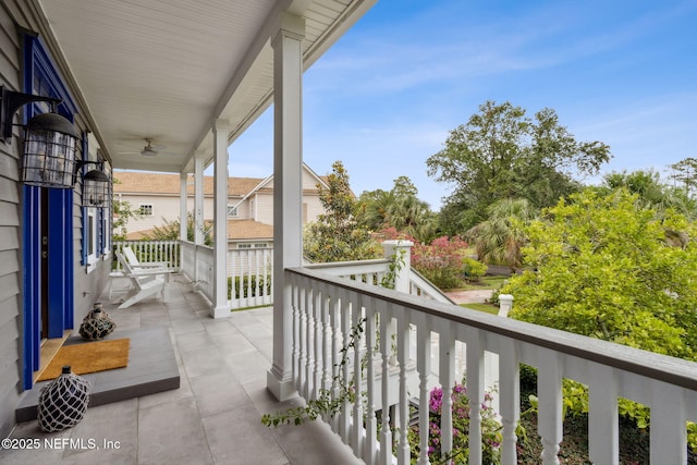 96321 Bay View Dr, Fernandina Beach, FL 32034 - balcony featuring a porch and a ceiling fan