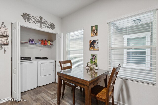 211 Whitland Way, Saint Augustine, FL 32086 - dining area with washing machine and dryer and wood finished floors