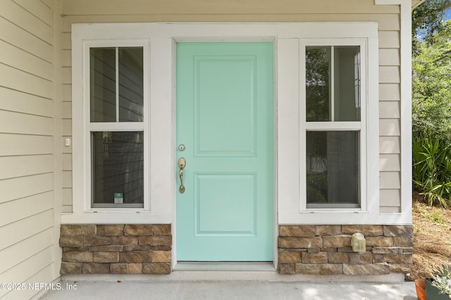 1339 Date St, Fernandina Beach, FL 32034 - entrance to property featuring stone siding