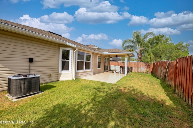 1413 Heather Ct, Saint Augustine, FL 32092 - back of property featuring central AC, a ceiling fan, and a patio