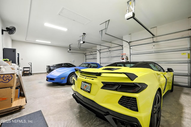 2919 Brettungar Dr, Jacksonville, FL 32224 - garage featuring a garage door opener