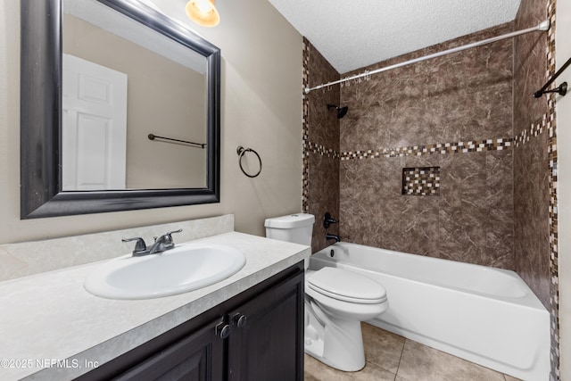 2830 Limestone Ct, Middleburg, FL 32068 - bathroom featuring vanity, toilet,  shower combination, tile patterned floors, and a textured ceiling