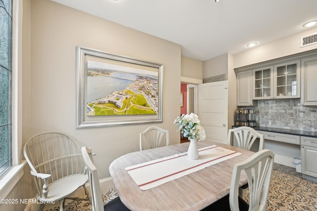 16 May St, Saint Augustine, FL 32084 - dining area with recessed lighting