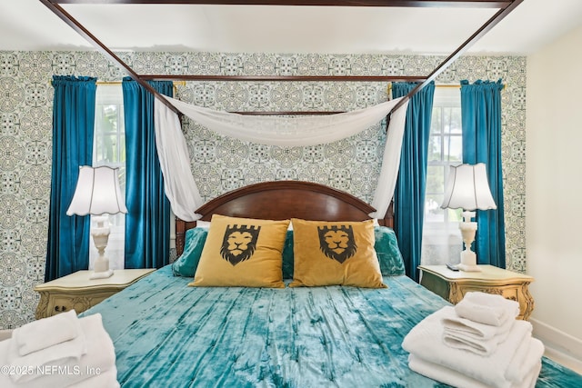 16 May St, Saint Augustine, FL 32084 - bedroom featuring wallpapered walls
