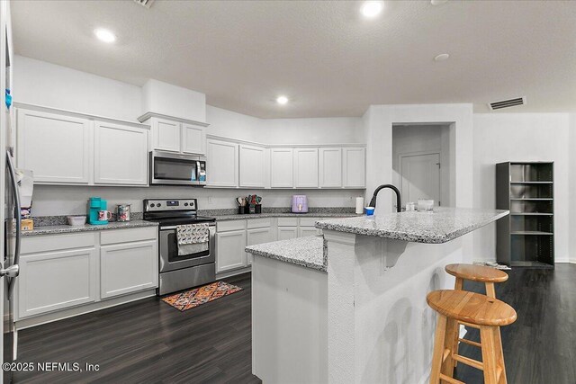 13245 Avery Park Ln, Jacksonville, FL 32218 - photo 9