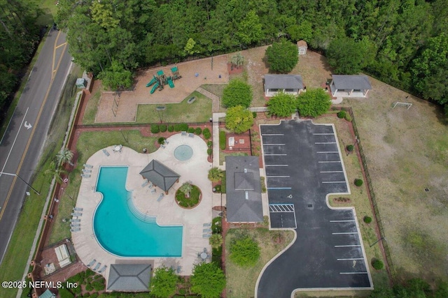 663 Reflection Cove Ct, Jacksonville, FL 32218 - aerial view of a pool area
