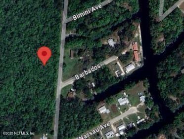 137 Islander Rd, Satsuma, FL 32189
