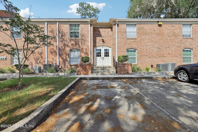 5201 Atlantic Blvd Unit 142, Jacksonville, FL 32207 - multi unit property with uncovered parking and brick siding