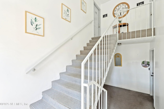 5201 Atlantic Blvd Unit 142, Jacksonville, FL 32207 - staircase with carpet floors