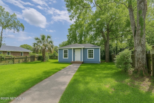 1109 Lake Shore Blvd, Jacksonville, FL 32205 - view of front of home