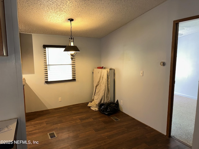 112 Sculpin Dr, Florahome, FL 32140 - unfurnished room with a textured ceiling and wood finished floors