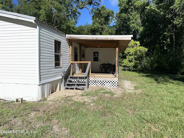 112 Sculpin Dr, Florahome, FL 32140 - back of property with a lawn
