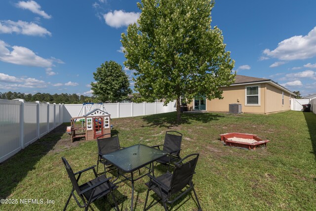 2840 Buck Creek Pl, Green Cove Springs, FL 32043 - view of yard with central AC unit