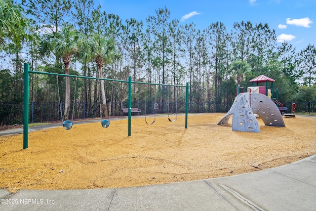 15831 Baxter Creek Dr, Jacksonville, FL 32218 - view of home's community with fence