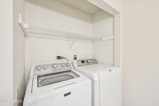 4813 Cherwell Ln Unit B-4-C, Jacksonville, FL 32217 - laundry area featuring washer and clothes dryer