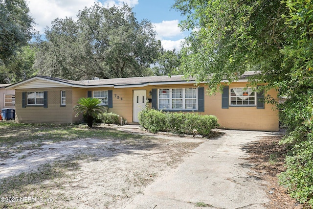 7549 Quitina Dr, Jacksonville, FL 32277 - photo 4