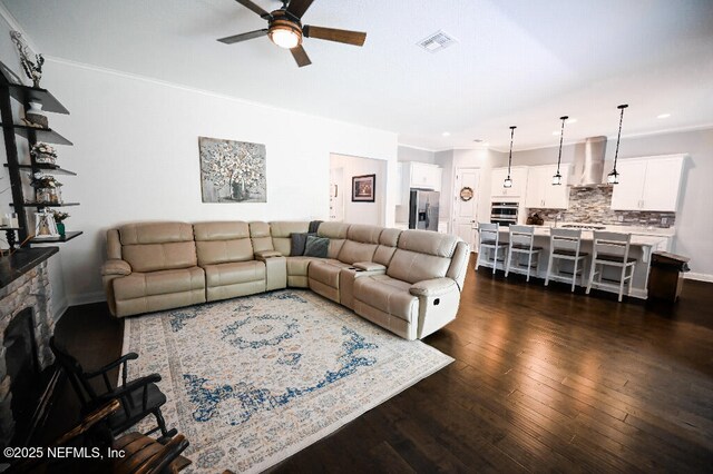 152 Cloverbrook Rd, Saint Johns, FL 32259 - living room featuring a ceiling fan, recessed lighting, and dark wood-type flooring