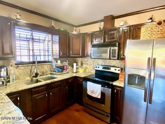 2429 Coleman Ct, Jacksonville, FL 32254 - photo 5