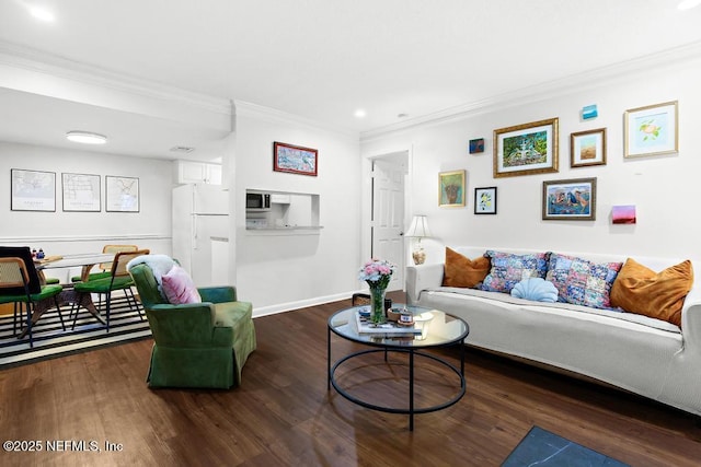 100 Fairway Park Blvd Unit 802, Ponte Vedra, FL 32082 - living area featuring crown molding, wood finished floors, baseboards, and recessed lighting