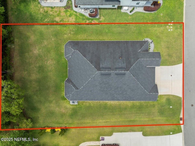 view of subject property with property parcel outlined