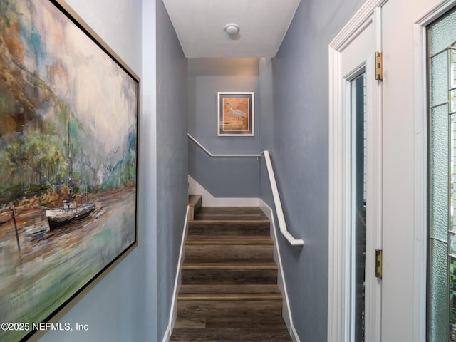 21126 NE 101st Ave, Melrose, FL 32666 - stairs with wood finished floors and baseboards