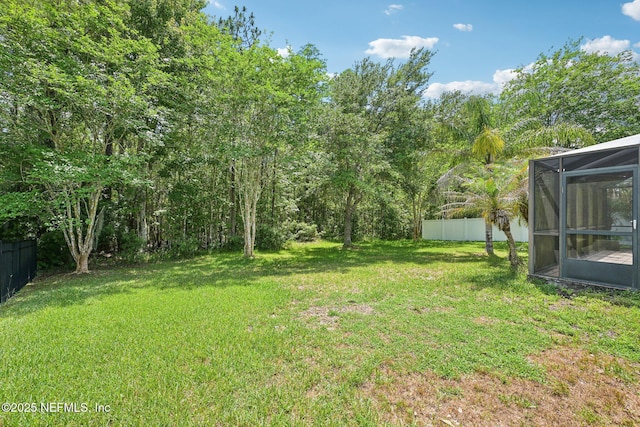 1009 Welaka Way, Saint Augustine, FL 32092 - view of yard featuring glass enclosure