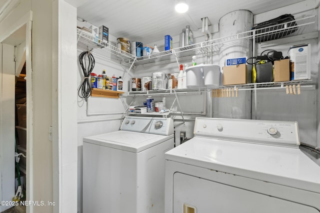 925 Tarpon Ave Unit 16, Fernandina Beach, FL 32034 - clothes washing area with washer and clothes dryer
