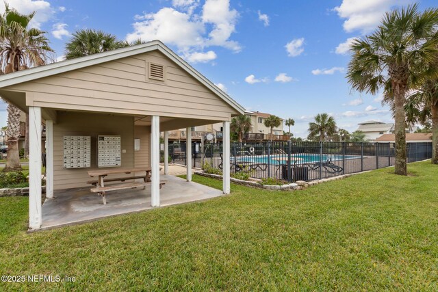 925 Tarpon Ave Unit 16, Fernandina Beach, FL 32034 - view of yard with mail area