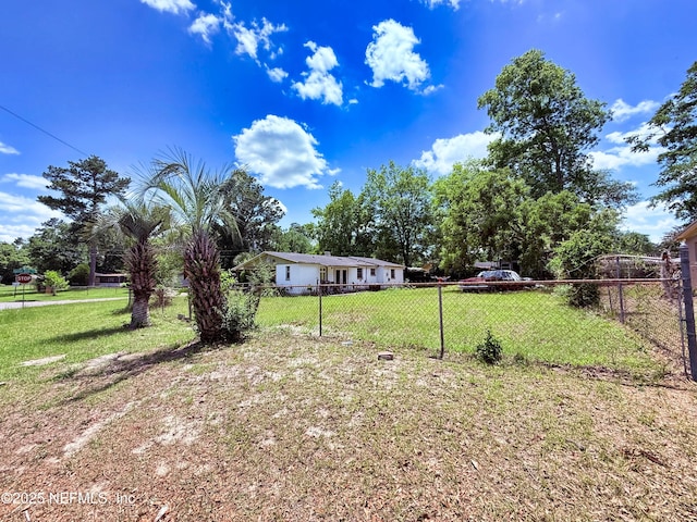 4507 Harbor View Dr, Jacksonville, FL 32208 - view of yard