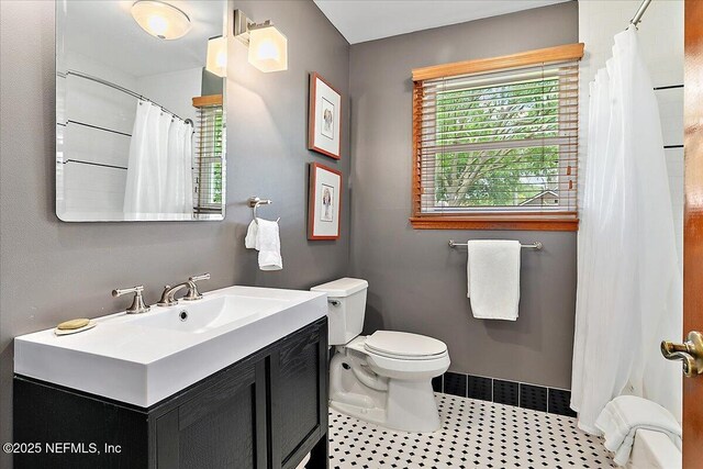 73 Waterbridge Pl, Ponte Vedra Beach, FL 32082 - bathroom featuring toilet, vanity, and a shower with curtain