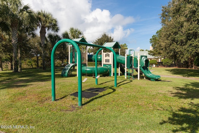 110 Heron Dr, Palm Coast, FL 32137 - community jungle gym with a lawn