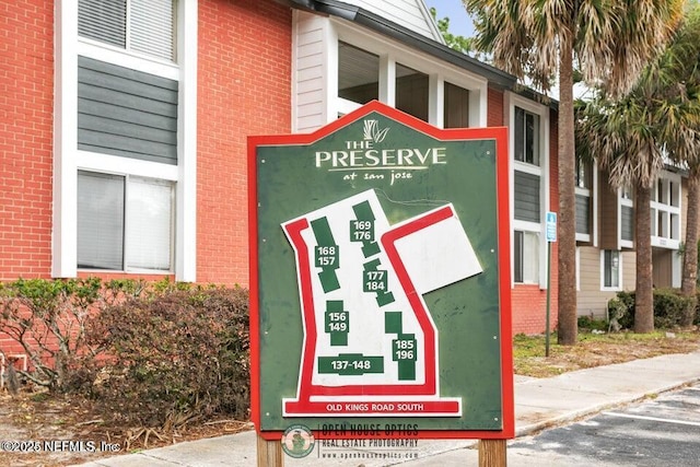 8849 Old Kings Rd S Unit 189, Jacksonville, FL 32257 - exterior view of brick siding