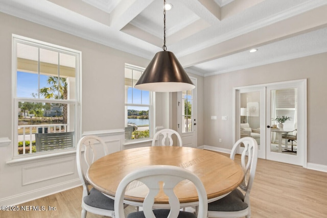 250 Ponder Cir, Yulee, FL 32097 - dining area featuring beamed ceiling, coffered ceiling, light wood finished floors, crown molding, and recessed lighting