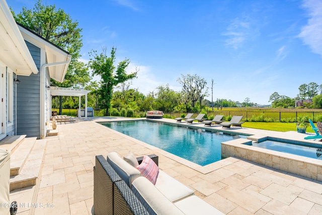 24544 Deer Trace Dr, Ponte Vedra Beach, FL 32082 - swimming pool with a patio area, an in-ground hot tub, and fence