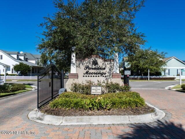 1867 Paradise Moorings Blvd, Middleburg, FL 32068 - view of community sign