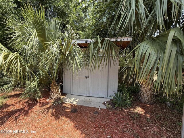 7427 Burlingame Dr S, Jacksonville, FL 32211 - photo 19