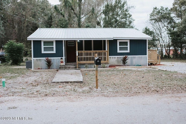 204 Williams St, Palatka, FL 32177 - photo 1