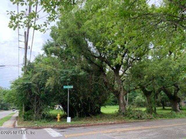 5264 Cleveland Rd, Jacksonville, FL 32209 - photo 12