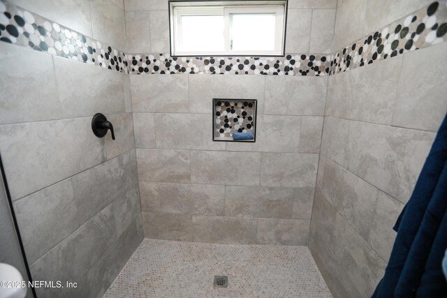 1205 Neva St, Jacksonville, FL 32205 - full bathroom with a tile shower