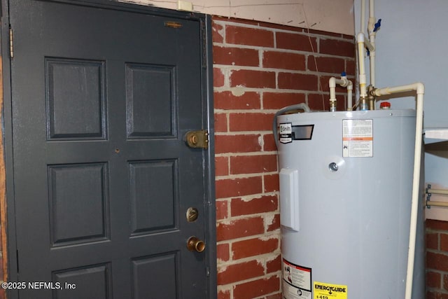 2242 Lake Lucina Dr, Jacksonville, FL 32211 - utility room featuring water heater