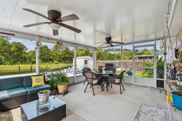 3684 Arava Dr, Green Cove Springs, FL 32043 - sunroom featuring ceiling fan, outdoor dining area, and an outdoor living space