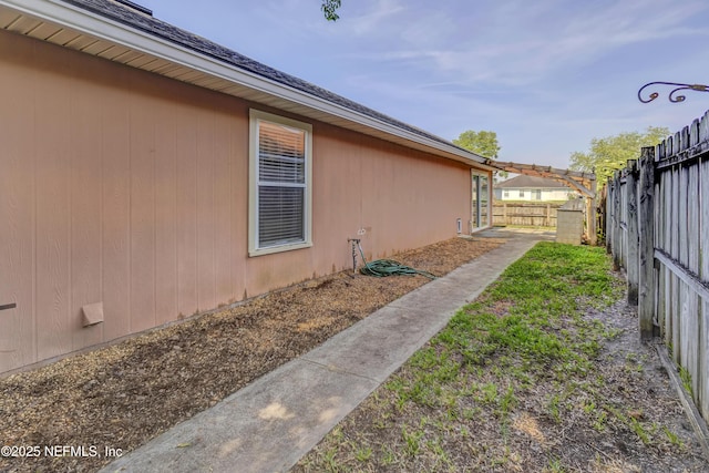 1695 Northglen Cir, Middleburg, FL 32068 - view of side of property